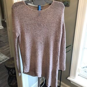 Divided brand sweater with assymetrical bottom